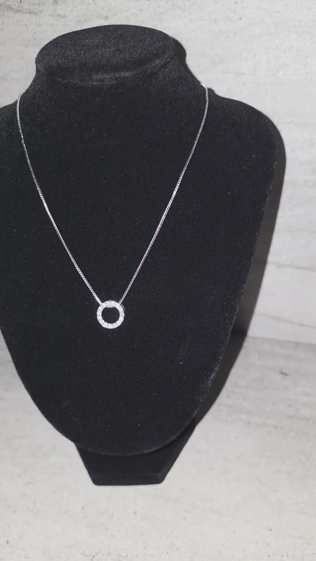 Pendant Necklace