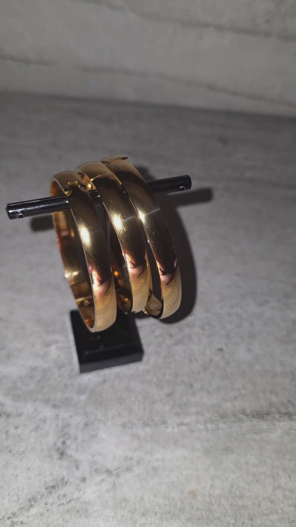 Duo Bangle (runs small)